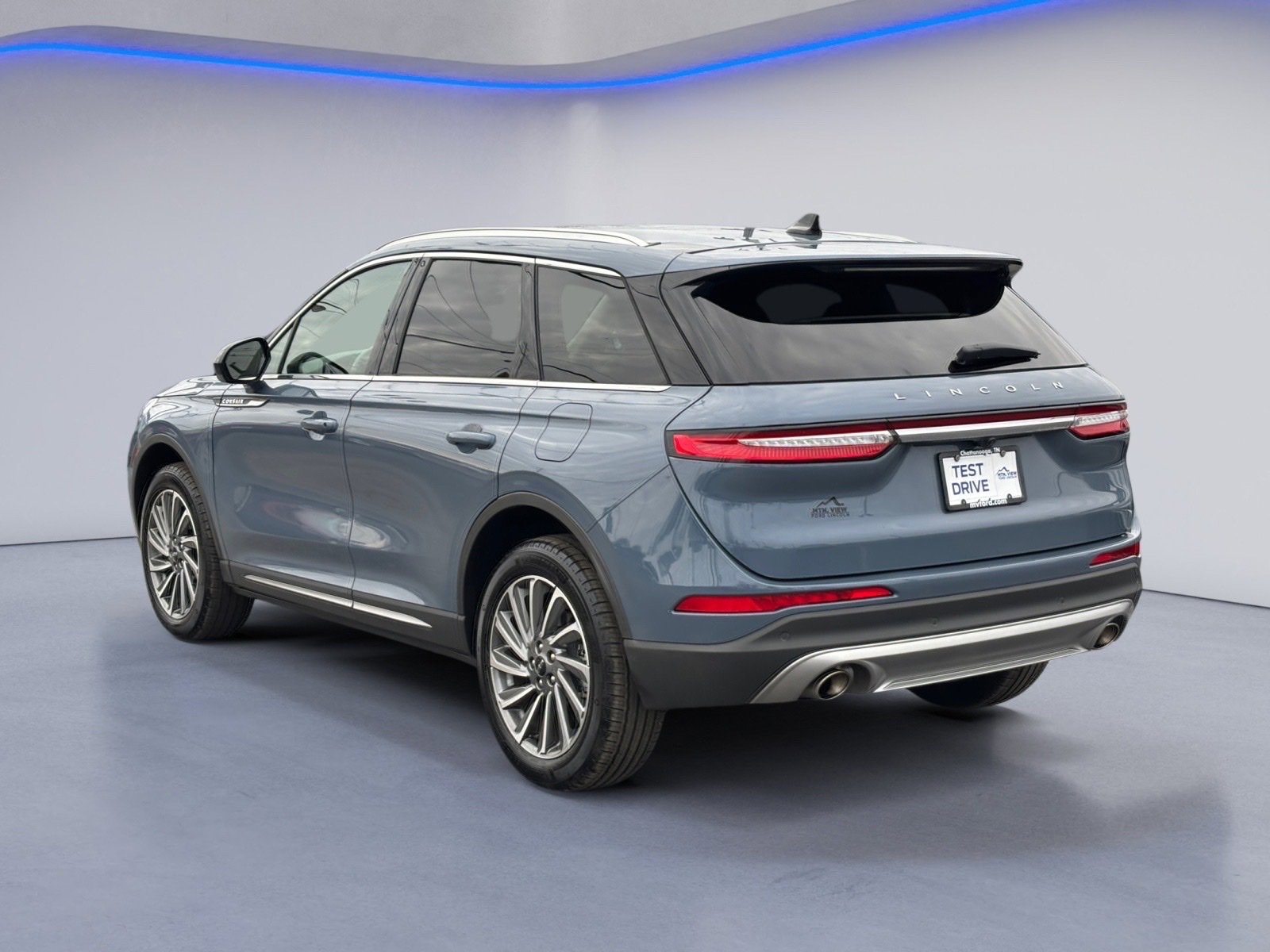 Used 2024 Lincoln Corsair Reserve image 11