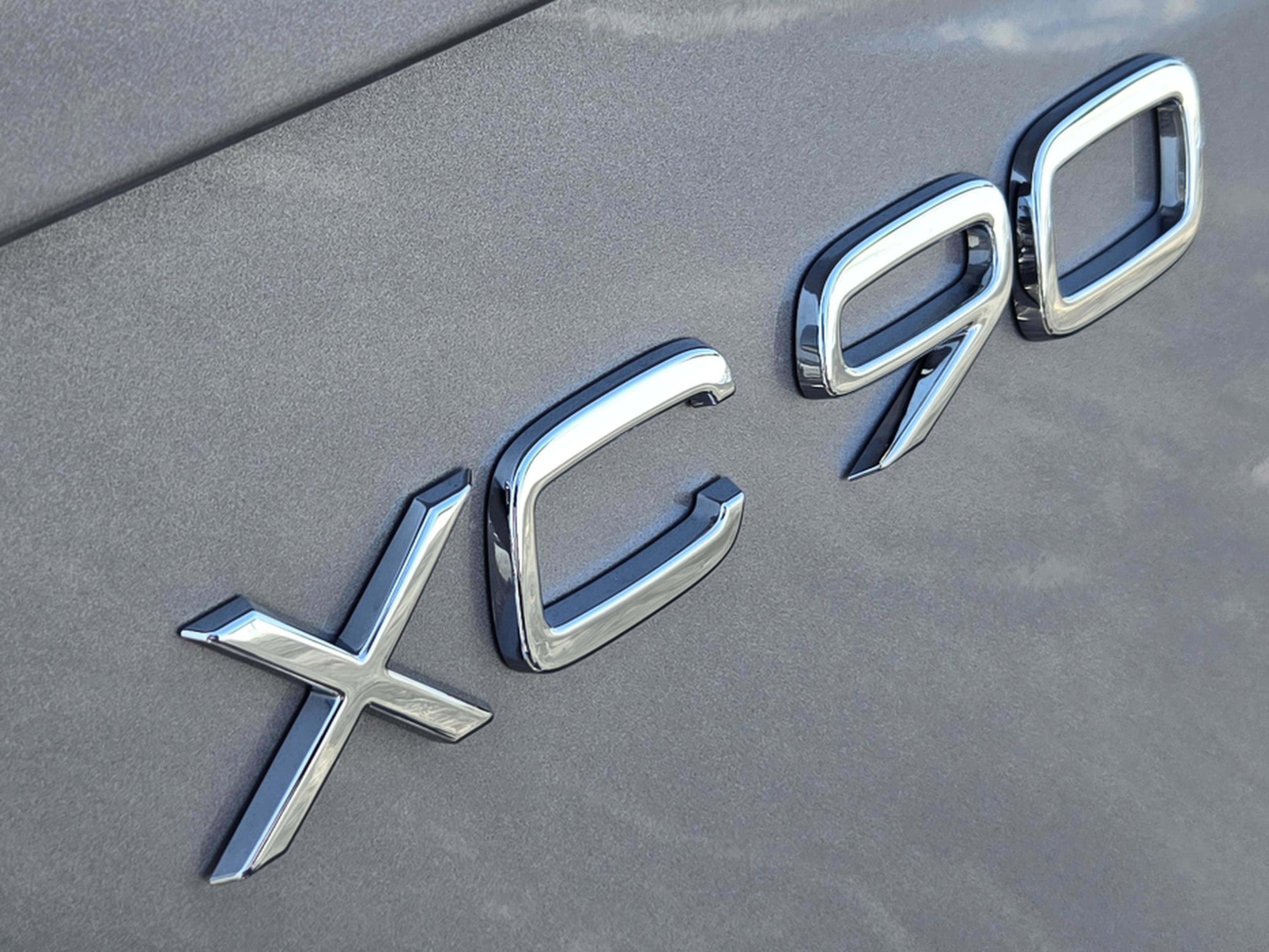 New 2026 Volvo XC90 B5 Core w/ Protection Package Premier image 31