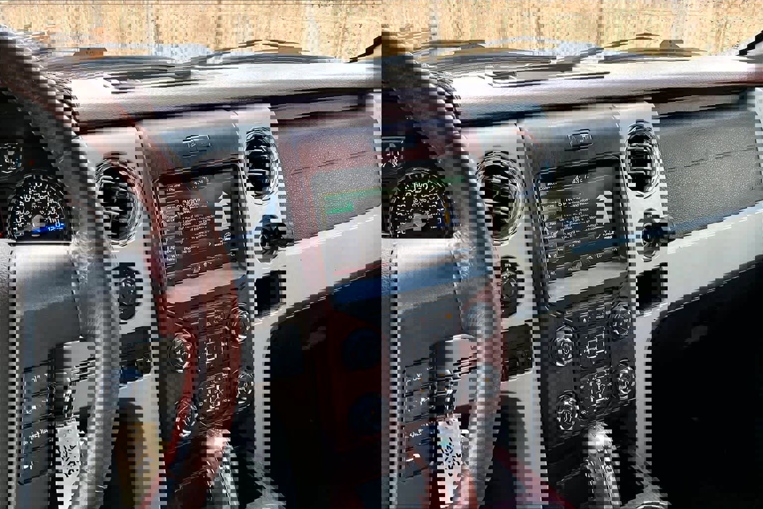 Used 2013 Ford F150 King Ranch w/ King Ranch Luxury Pkg AWD/4WD image 6