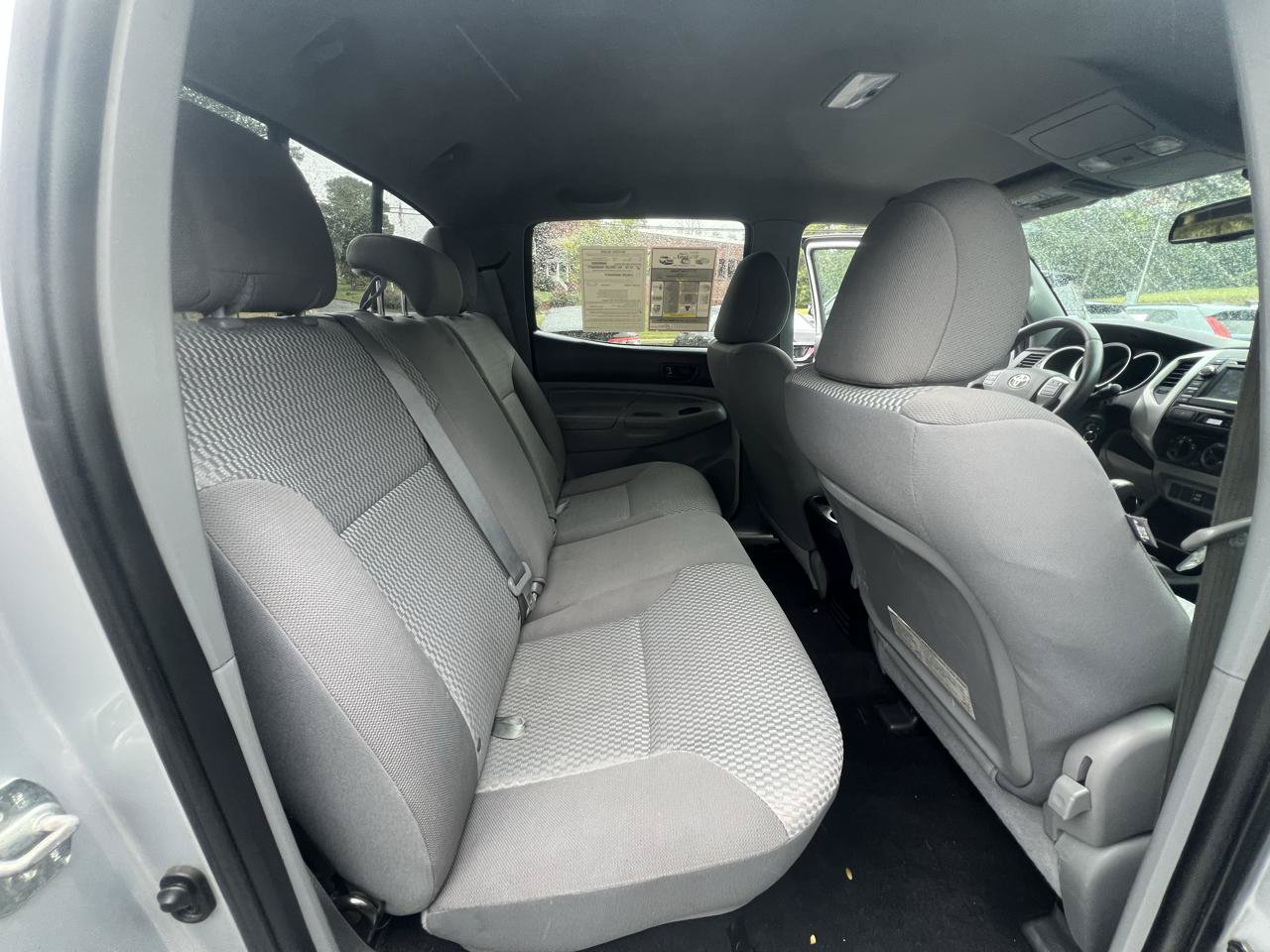 Used 2013 Toyota Tacoma PreRunner w/ SR5 Pkg RWD image 11