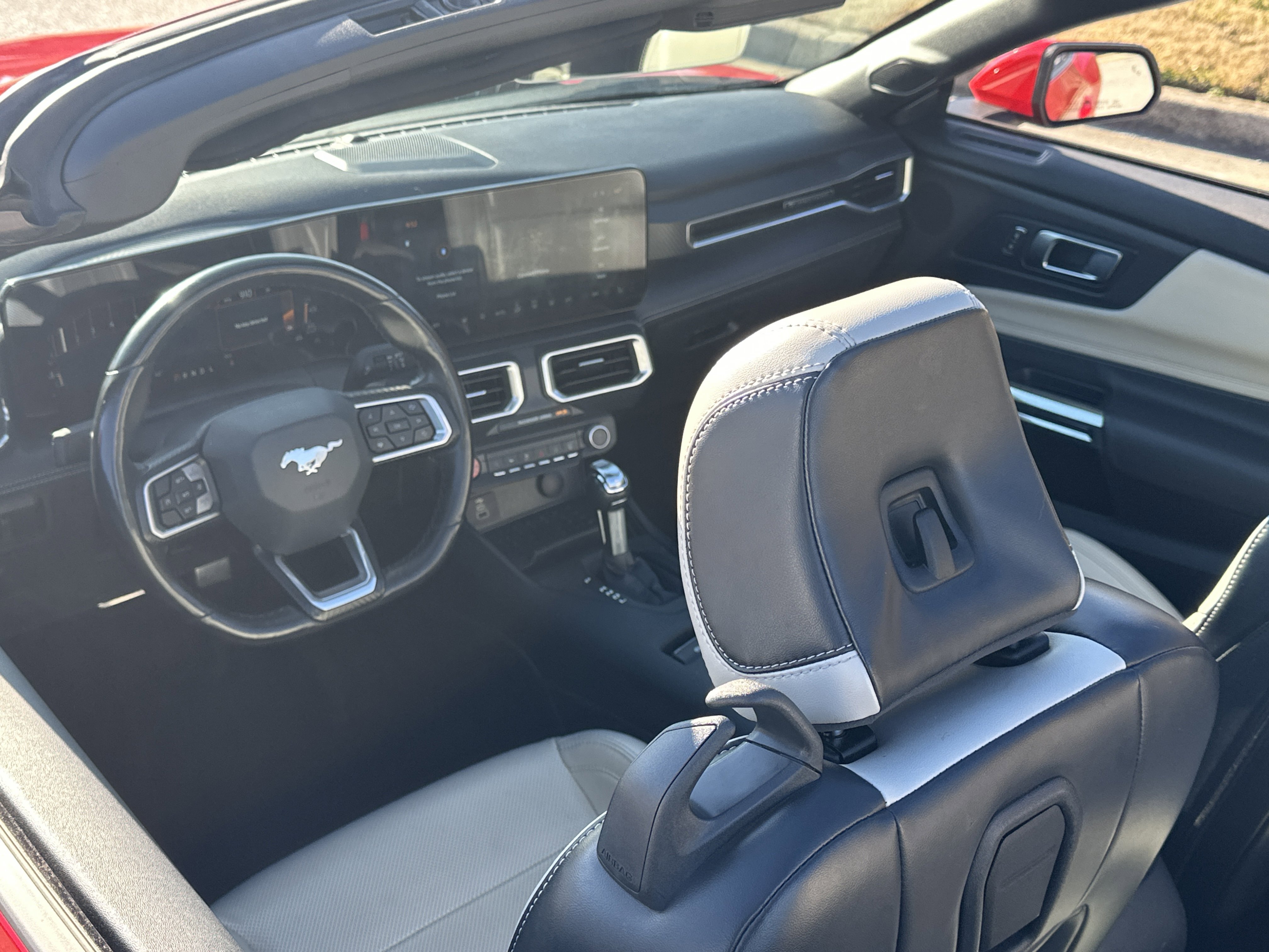 Used 2024 Ford Mustang Premium image 18