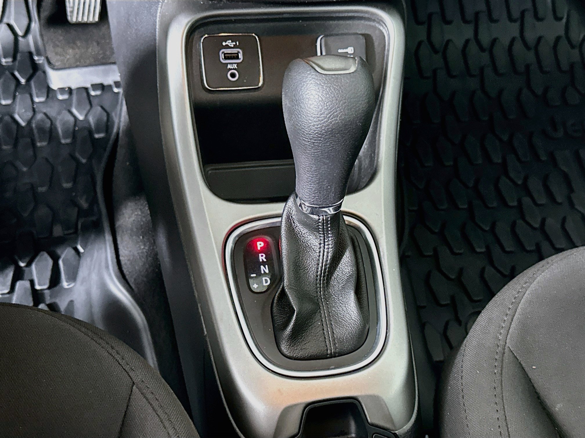 Used 2019 Jeep Compass Sport FWD image 24