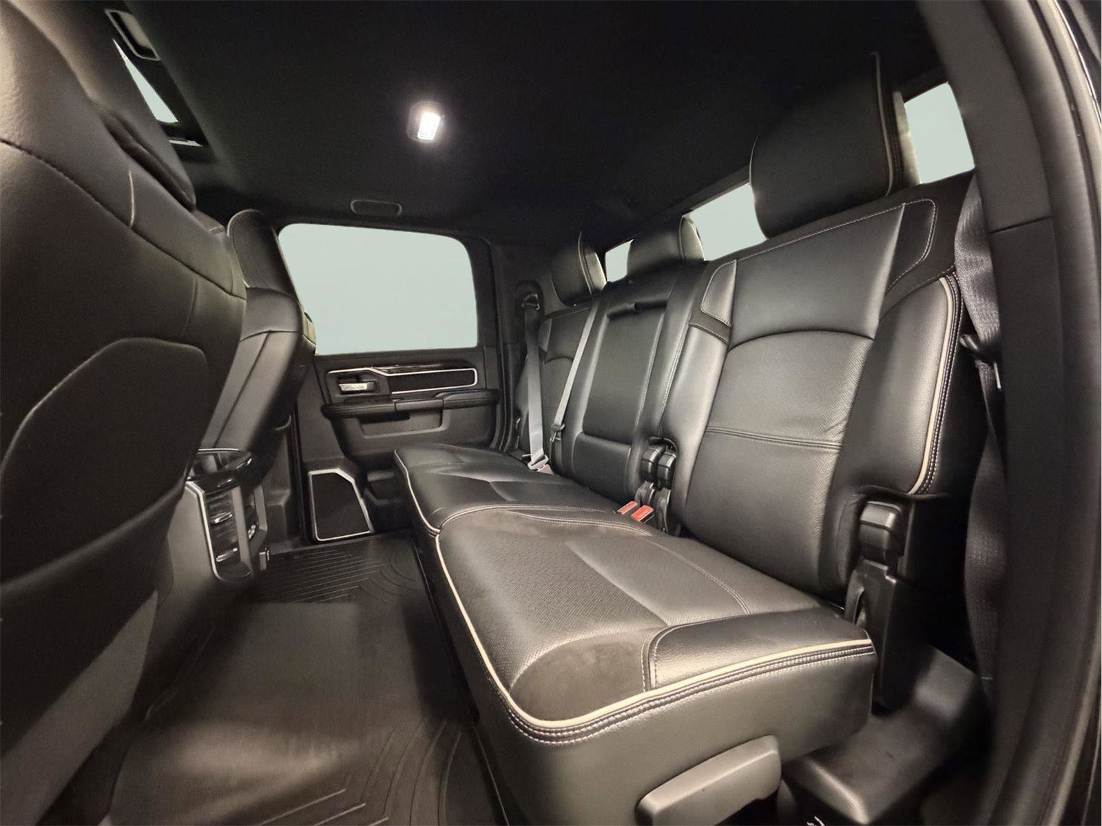 Used 2020 RAM 3500 Laramie image 71