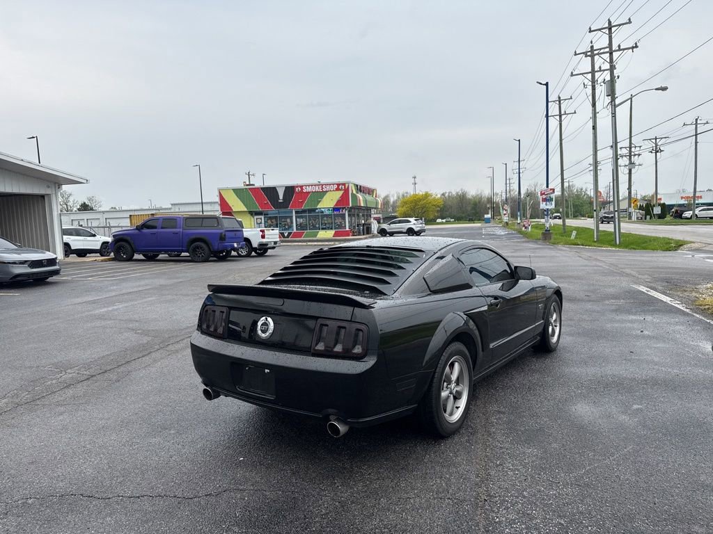 Used 2006 Ford Mustang GT RWD image 5