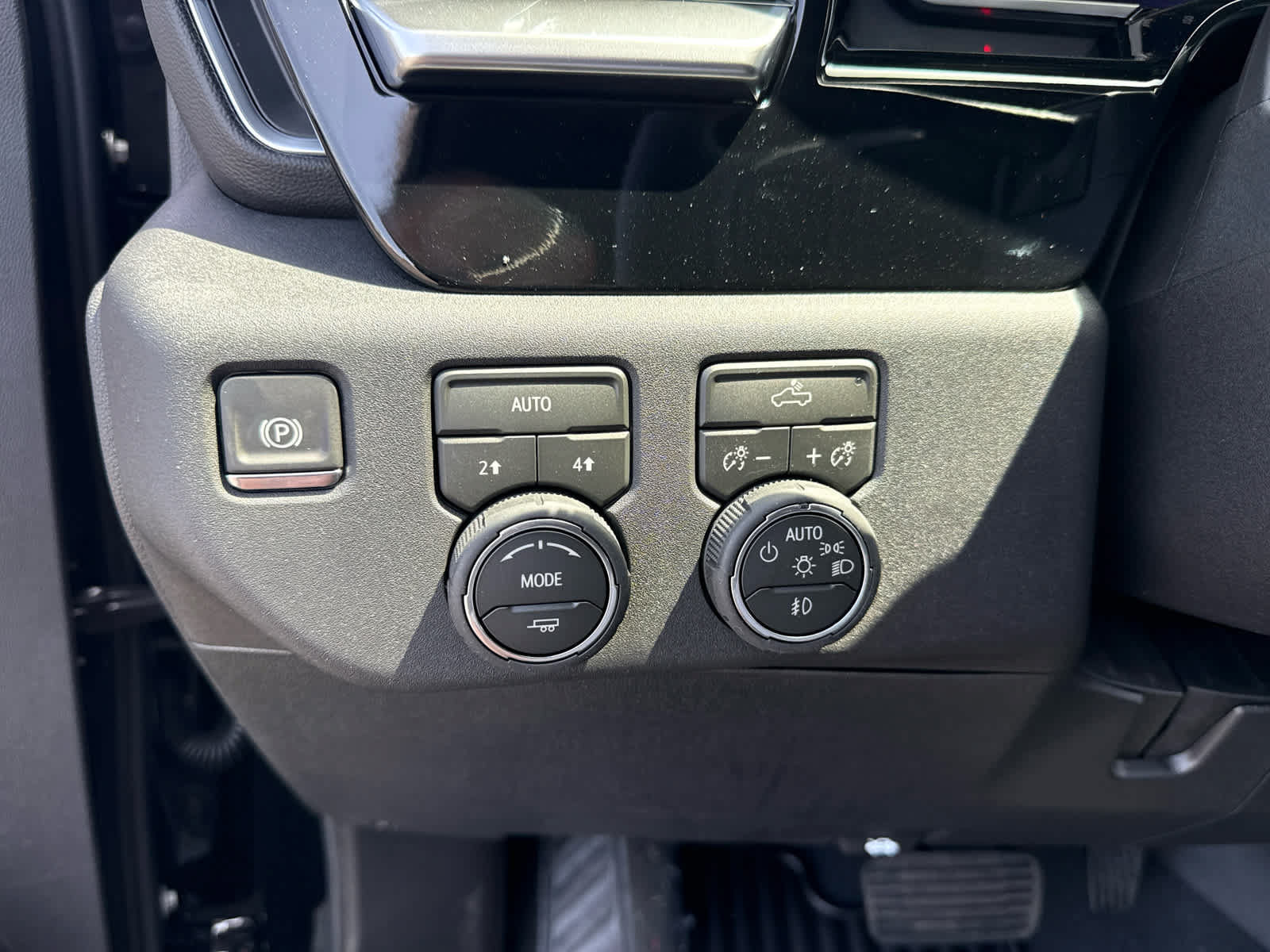New 2026 Chevrolet Silverado 1500 RST AWD/4WD image 14
