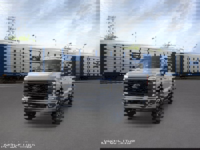New 2026 Ford F350 4x4 Crew Cab Super Duty image 2