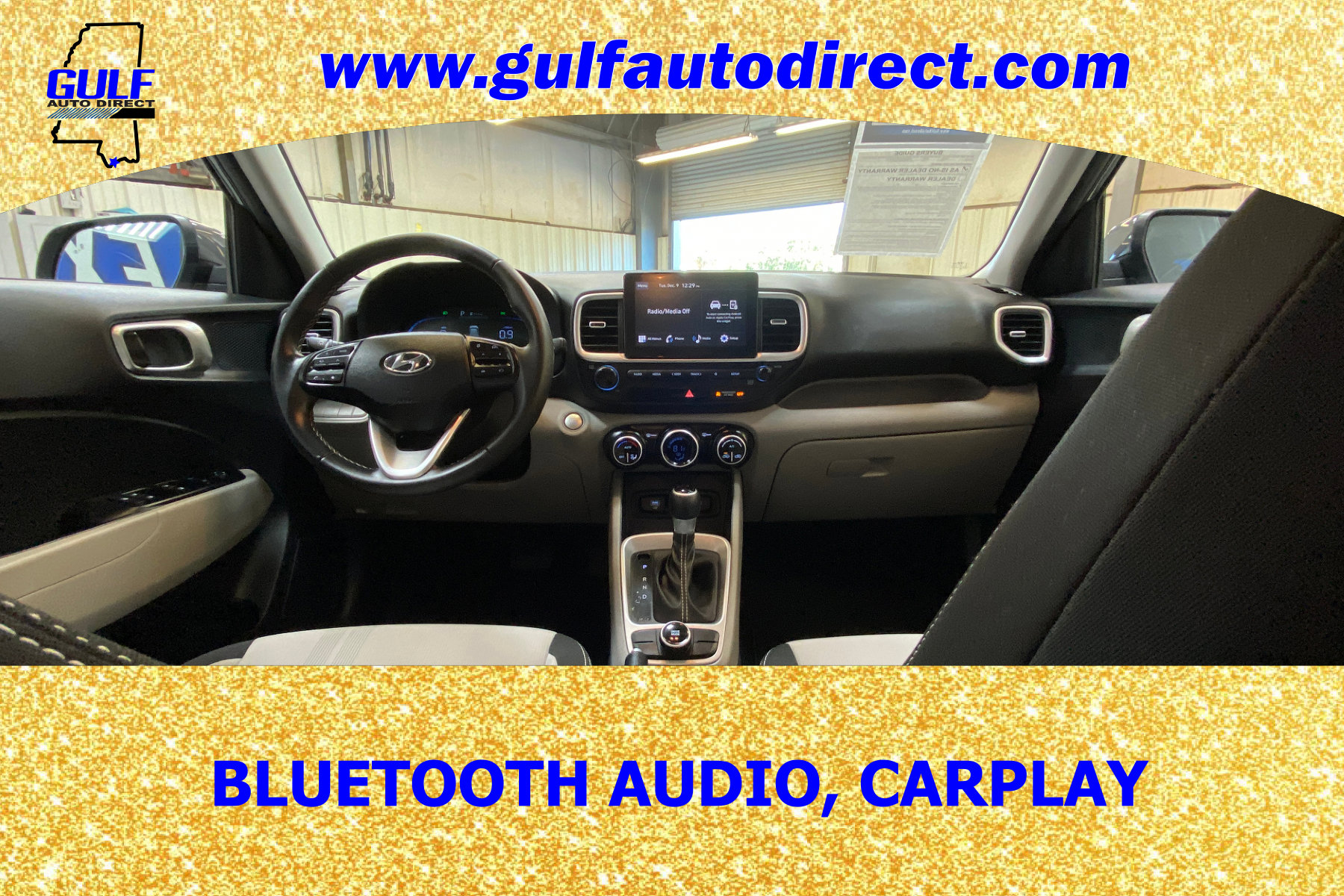 Used 2024 Hyundai Venue SEL image 2