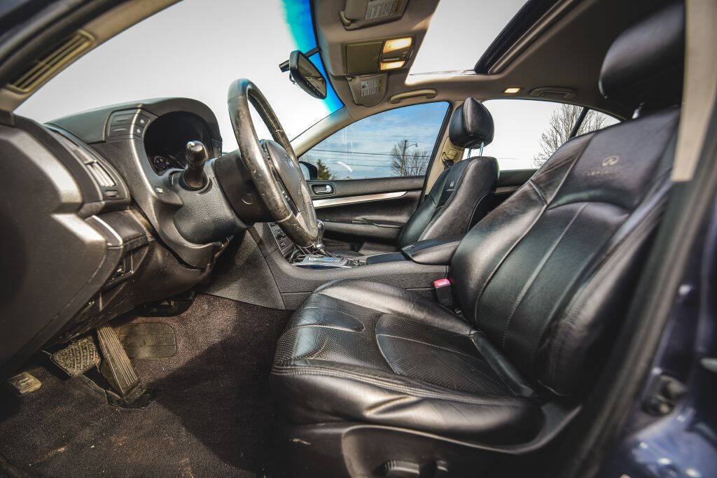 Used 2011 INFINITI G25 x w/ Moonroof Pkg AWD/4WD image 8