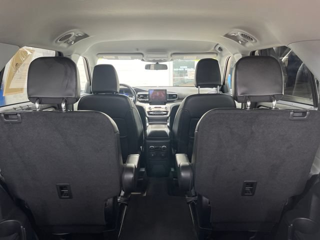 Used 2023 Ford Explorer XLT w/ Equipment Group 202A AWD/4WD image 30