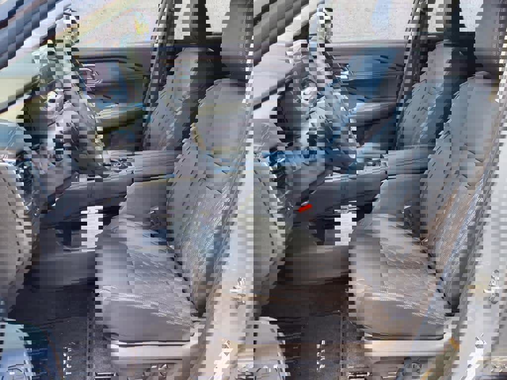 New 2025 Nissan Rogue Platinum w/ Tech Package image 27