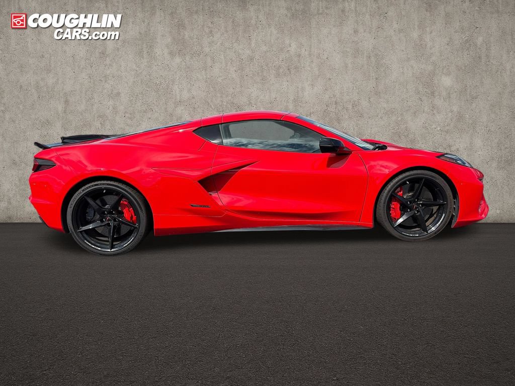 Used 2025 Chevrolet Corvette E-Ray w/ Stealth Interior Trim Package AWD/4WD image 9