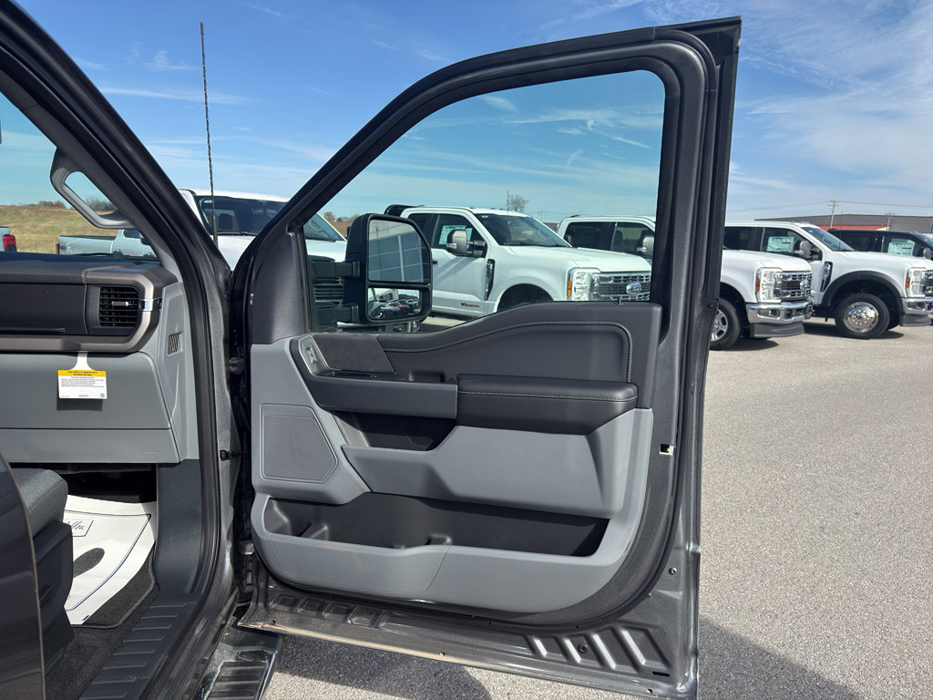 New 2025 Ford F150 XLT w/ Equipment Group 302A MID image 14