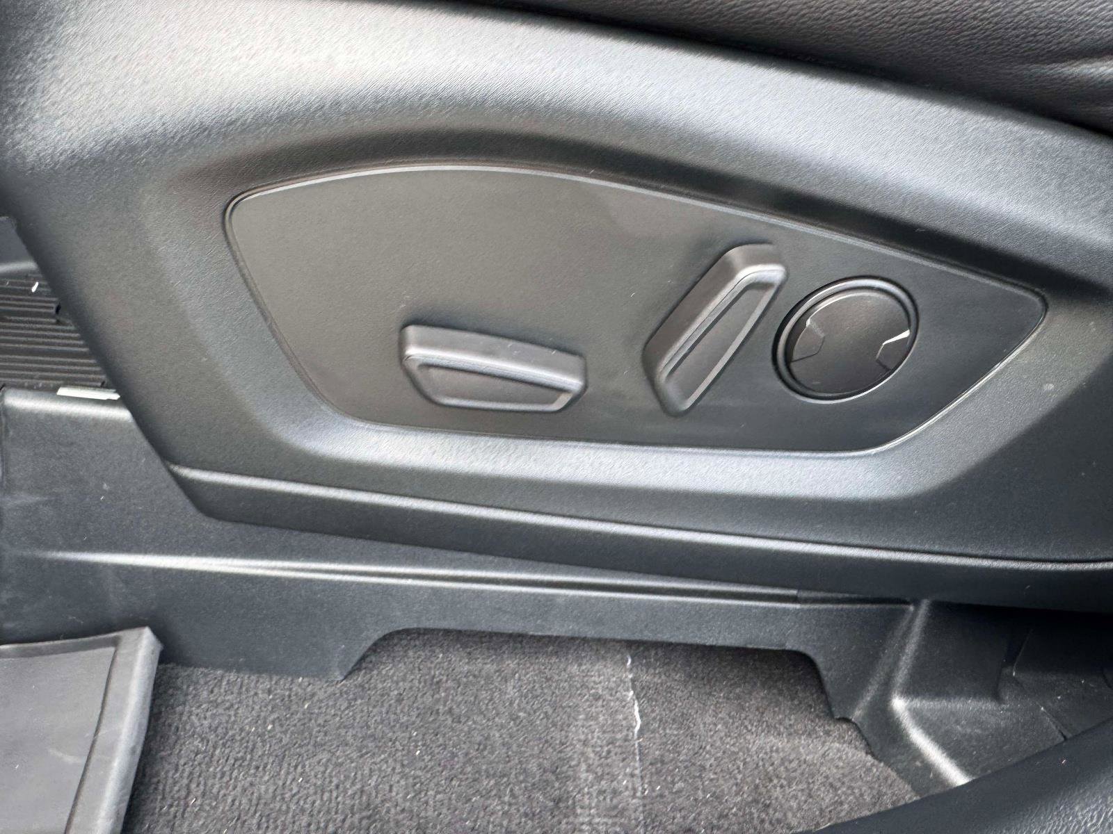 Certified 2022 Ford Explorer ST w/ ST Street Pack image 20