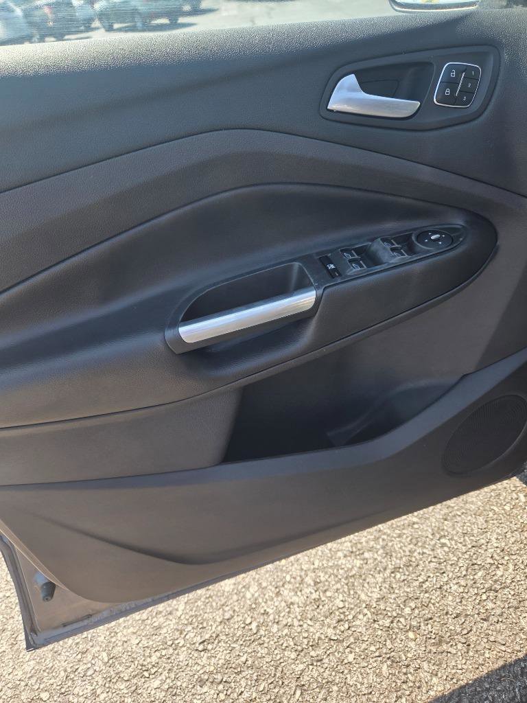 Used 2014 Ford Escape Titanium w/ Equipment Group 401A image 14