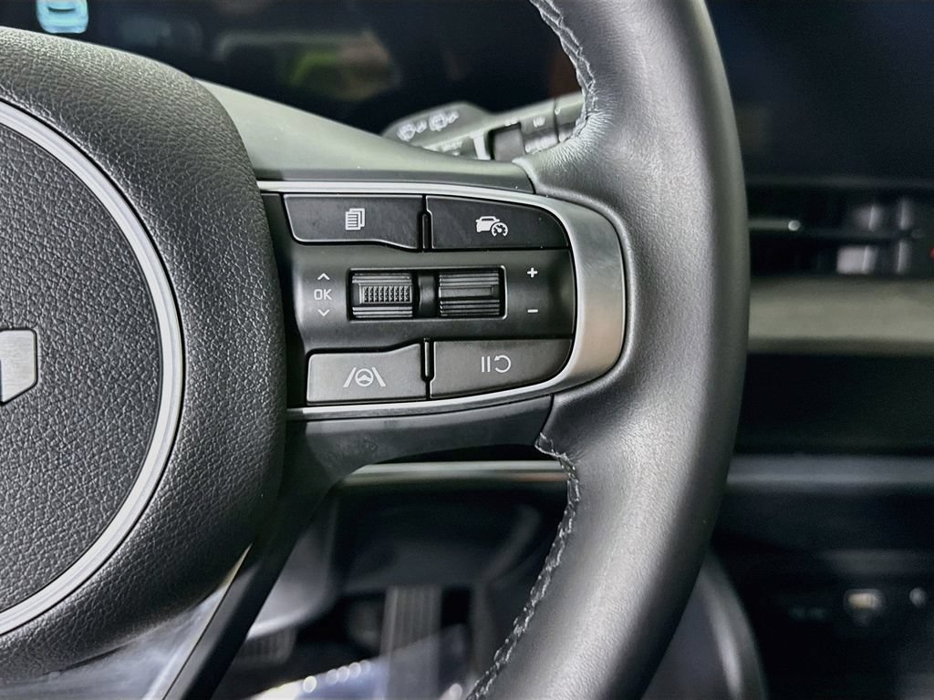 Used 2025 Kia Sportage X-Line w/ Premium Package AWD/4WD image 24