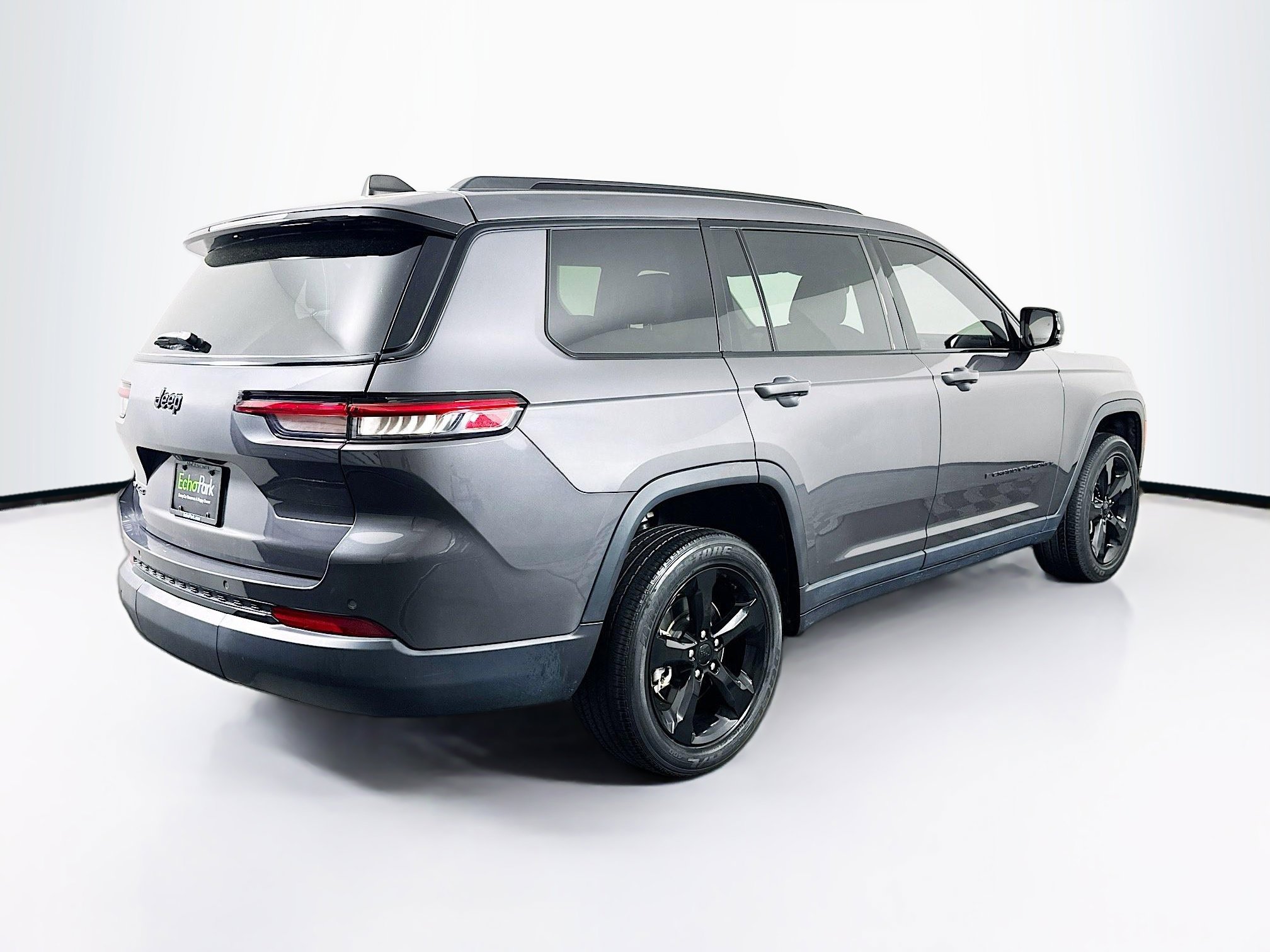 Used 2023 Jeep Grand Cherokee L Laredo AWD/4WD image 9