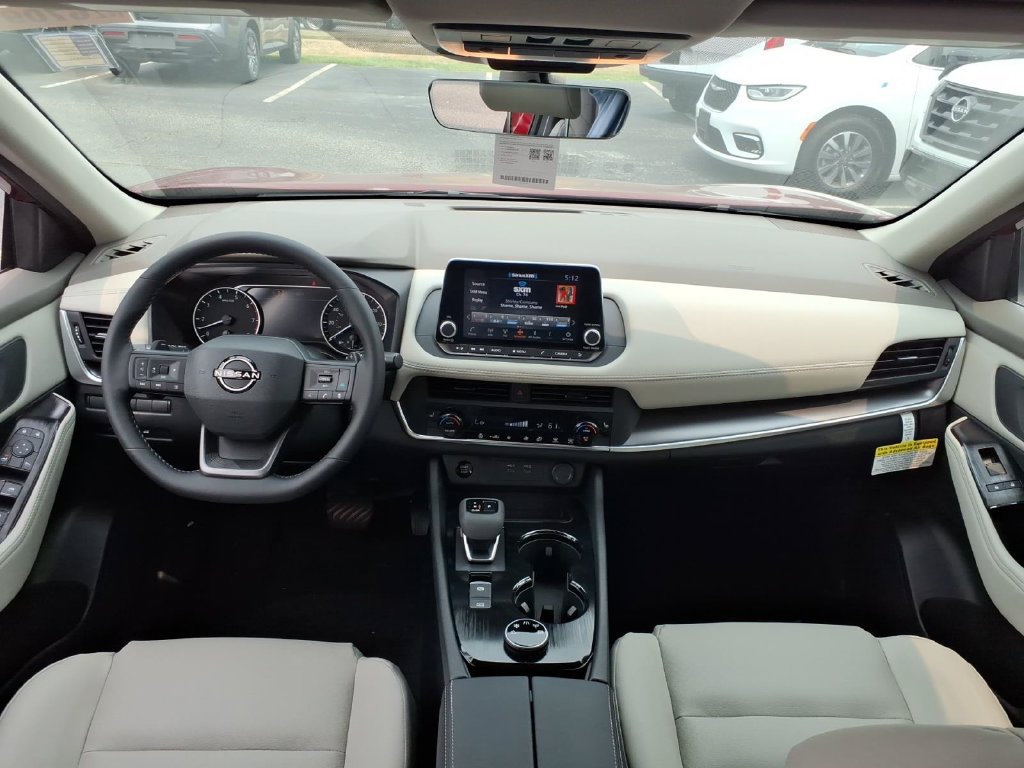 New 2026 Nissan Rogue Dark Armor AWD/4WD image 15