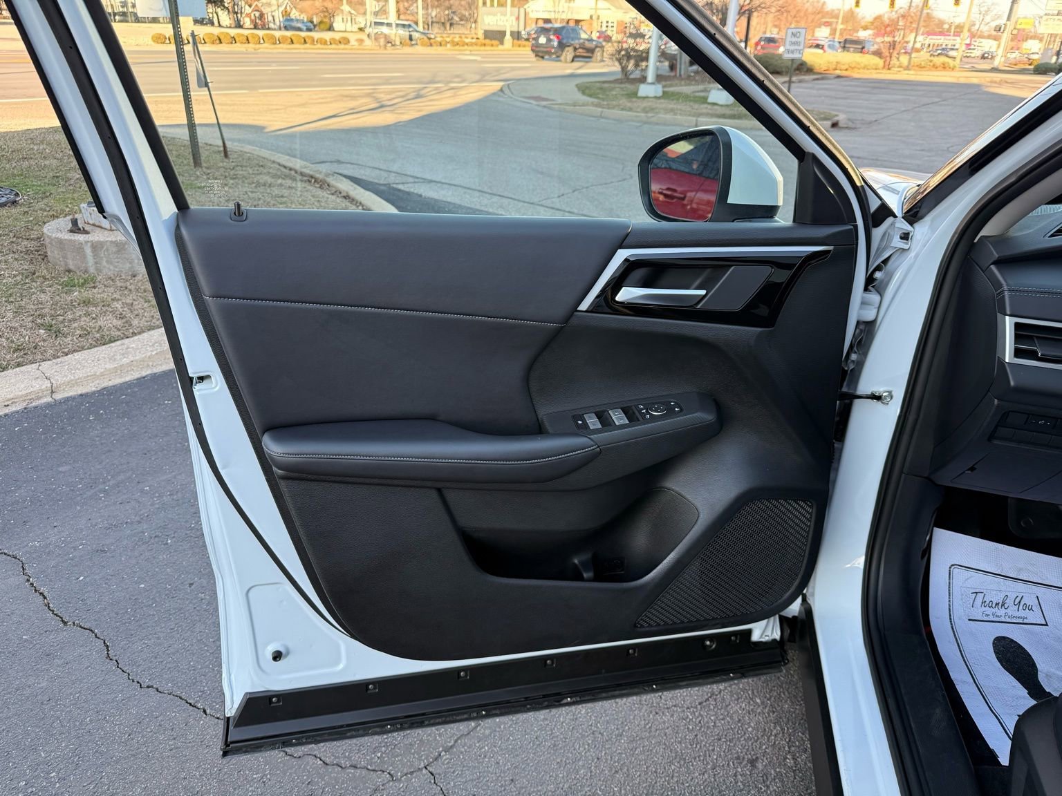 Used 2024 Mitsubishi Outlander SEL image 38