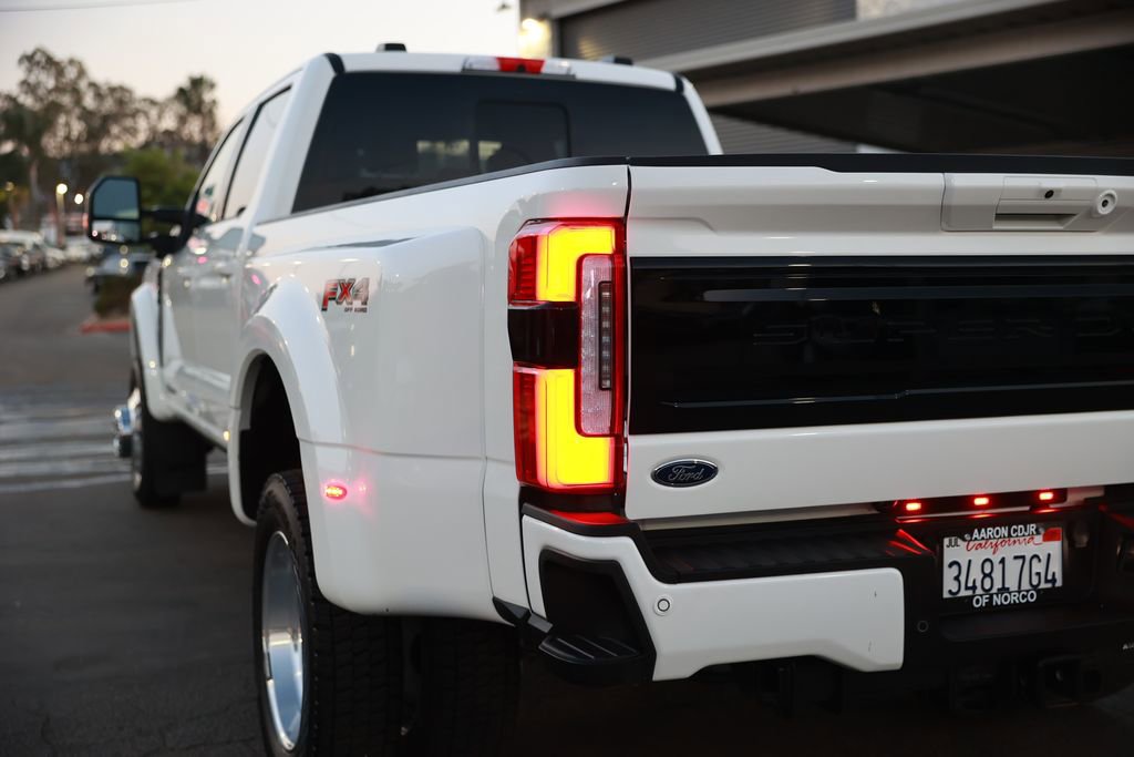 Used 2025 Ford F450 Platinum w/ FX4 Off-Road Package AWD/4WD image 14