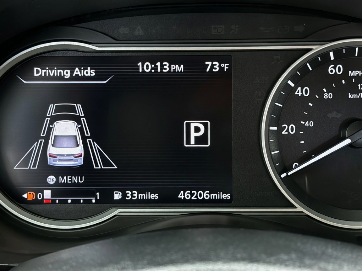Used 2021 Nissan Versa SV FWD image 8