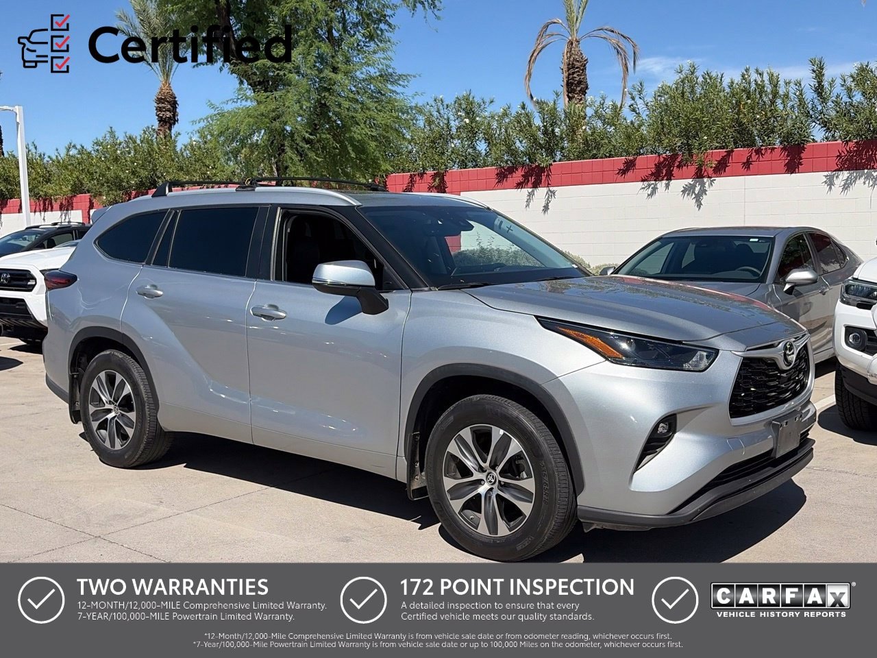 Used 2024 Toyota Highlander XLE FWD image 1