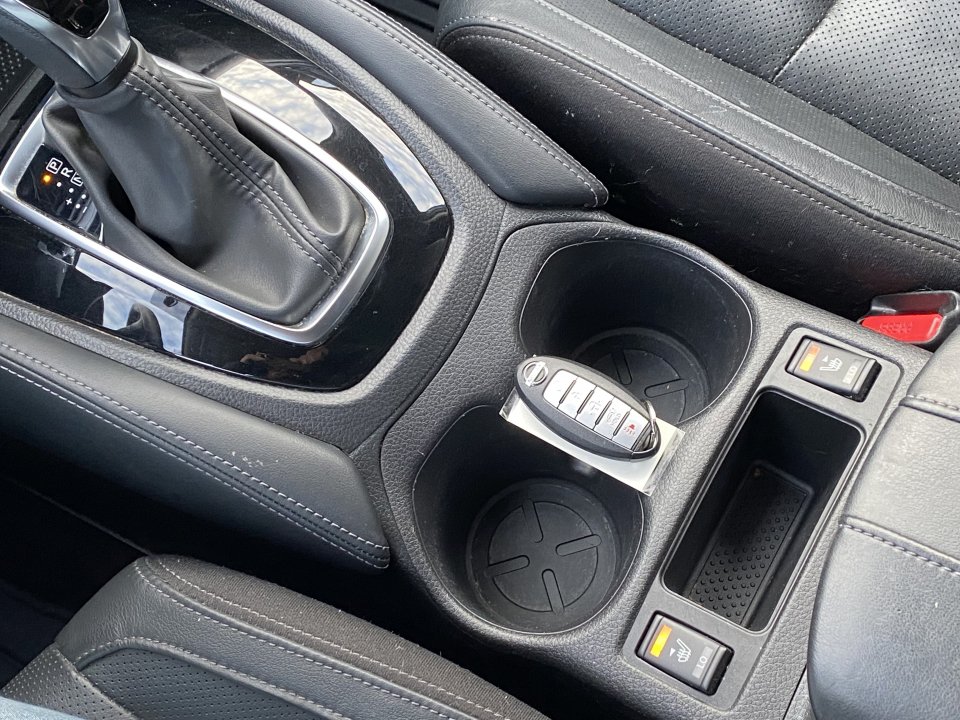 Used 2018 Nissan Rogue SL FWD image 16