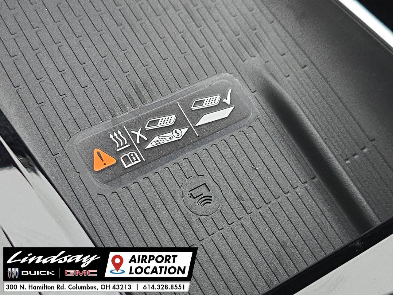 New 2027 Buick Enclave Preferred w/ LPO, Floor Liner Package FWD image 37