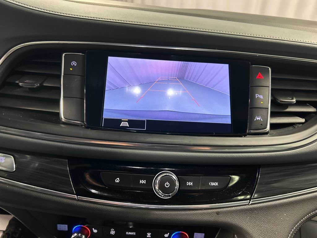 Used 2024 Buick Enclave Essence w/ Sport Touring Edition image 18
