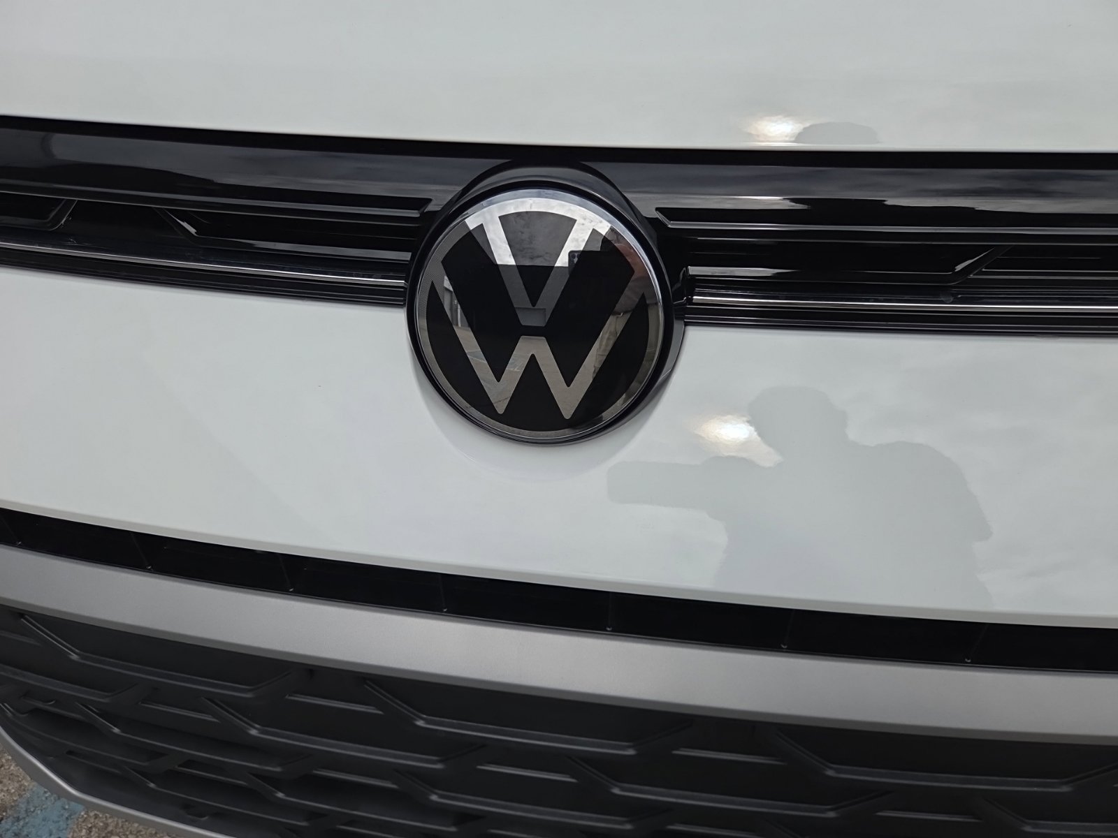 New 2027 Volkswagen Taos S FWD image 15