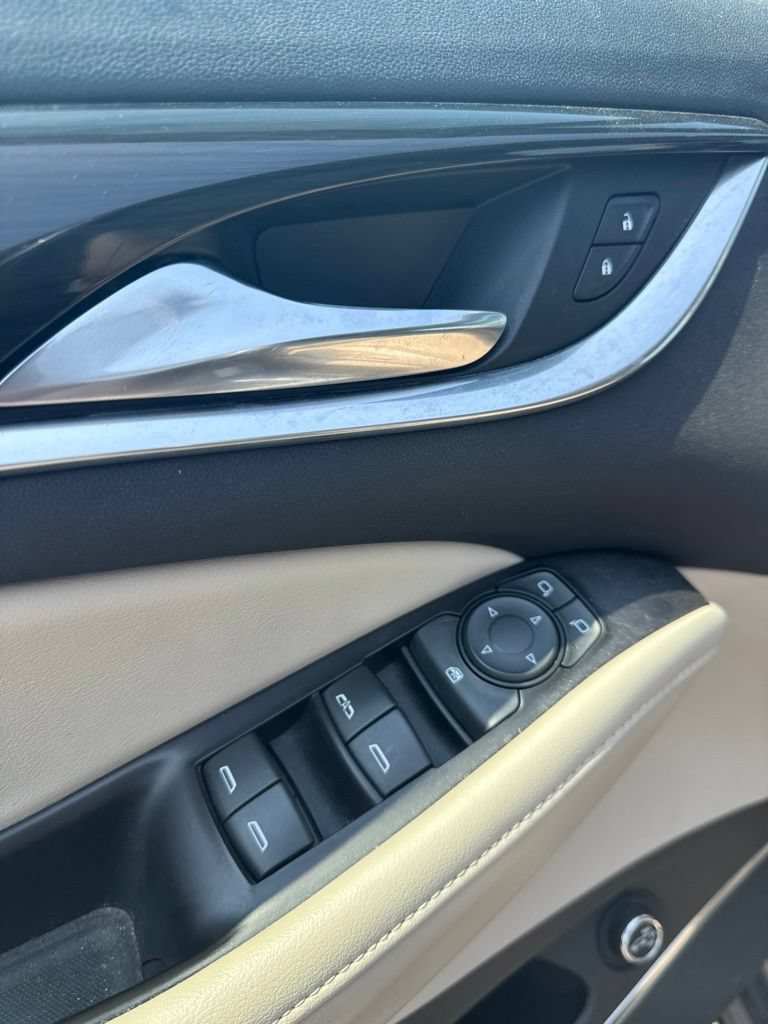 Used 2018 Buick Enclave Essence FWD image 15
