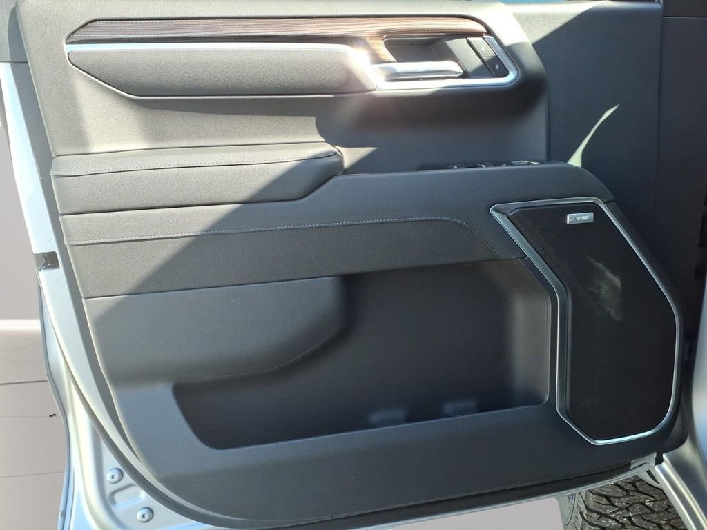 New 2026 Chevrolet Silverado 1500 RST AWD/4WD image 12