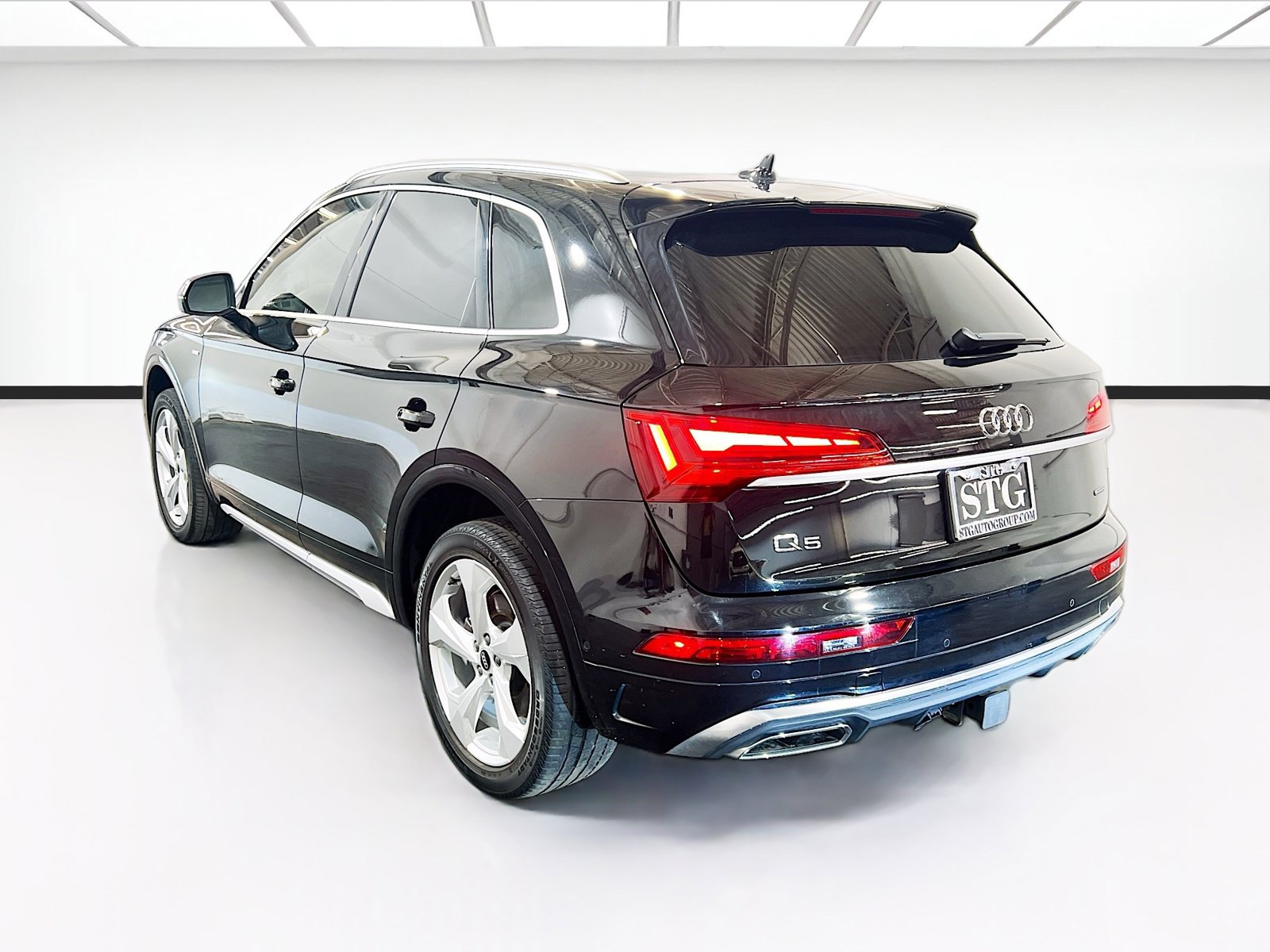 Used 2023 Audi Q5 2.0T Prestige AWD/4WD image 6