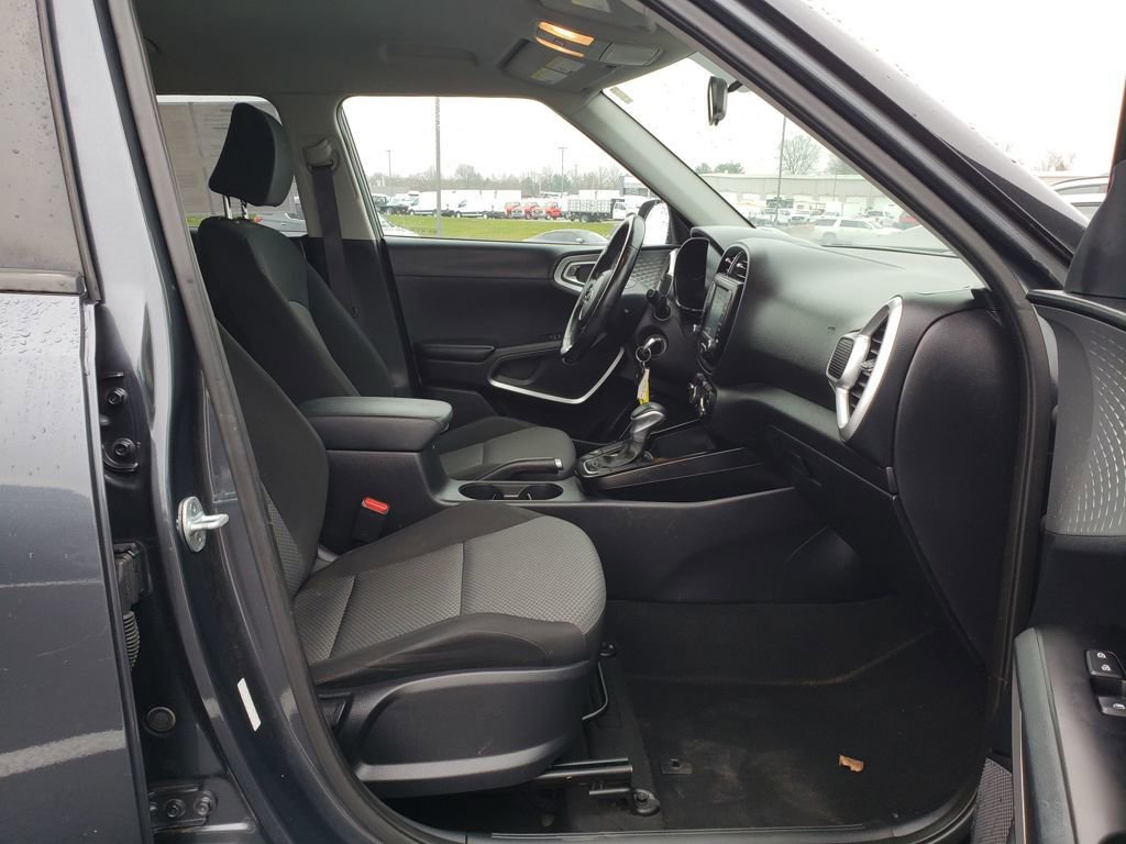 Used 2020 Kia Soul X-Line image 17