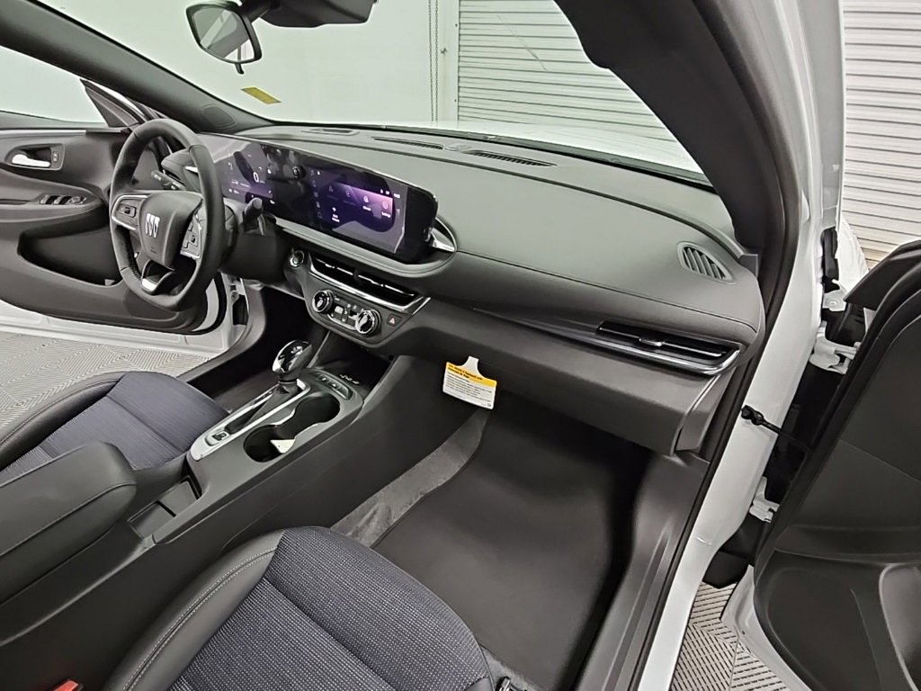 New 2025 Buick Envista Preferred w/ Convenience I Package image 36