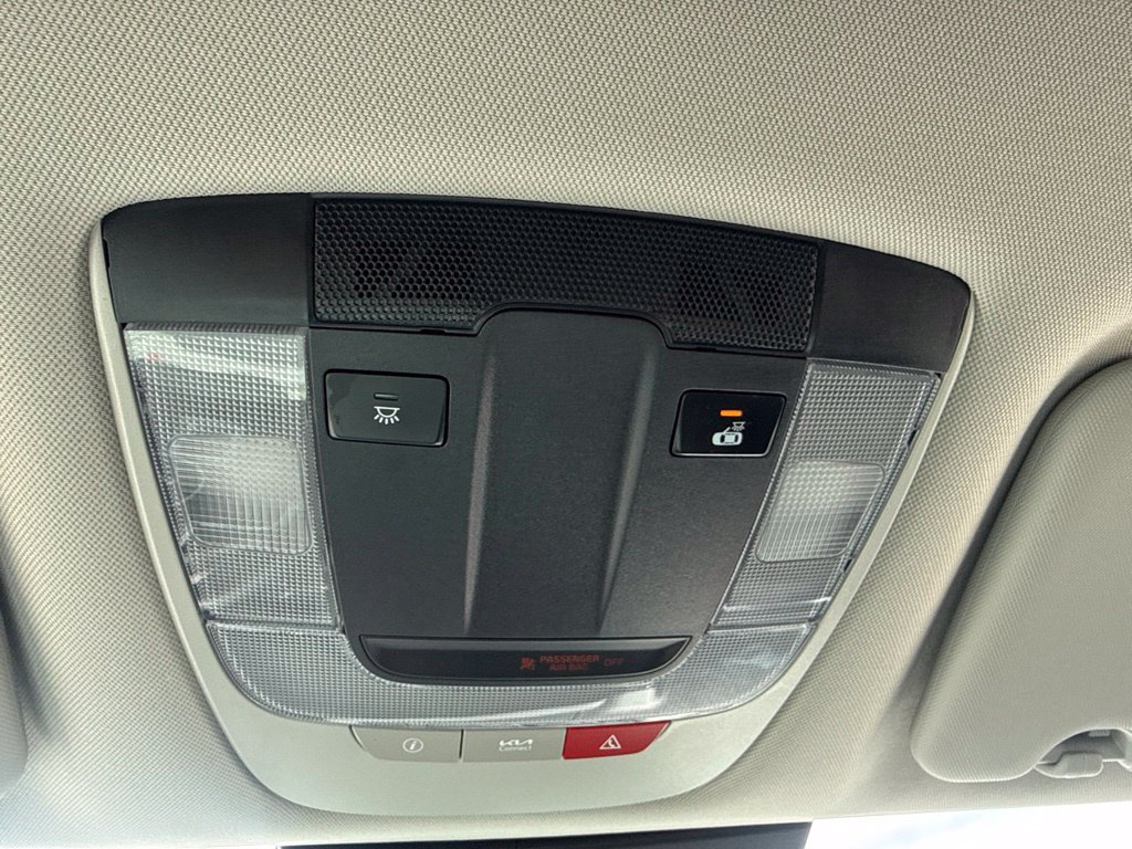 Used 2023 Kia Sportage EX FWD image 17
