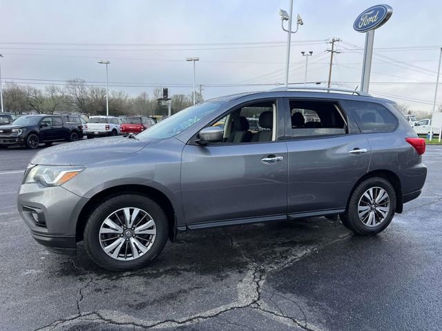 Used 2017 Nissan Pathfinder S image 3