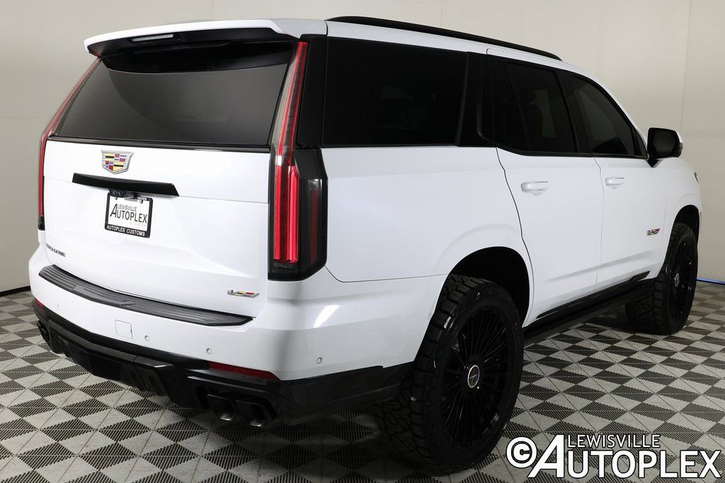 Used 2026 Cadillac Escalade V image 5