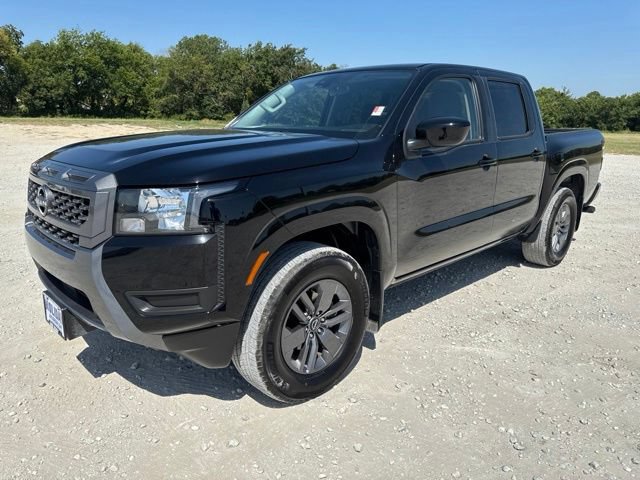 Used 2025 Nissan Frontier SV RWD image 1