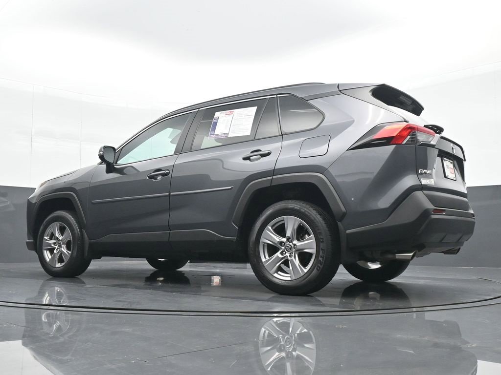 Used 2022 Toyota RAV4 XLE w/ Convenience Package image 19