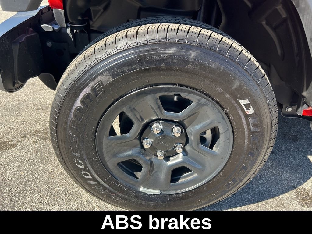 Certified 2024 Jeep Gladiator Sport image 18