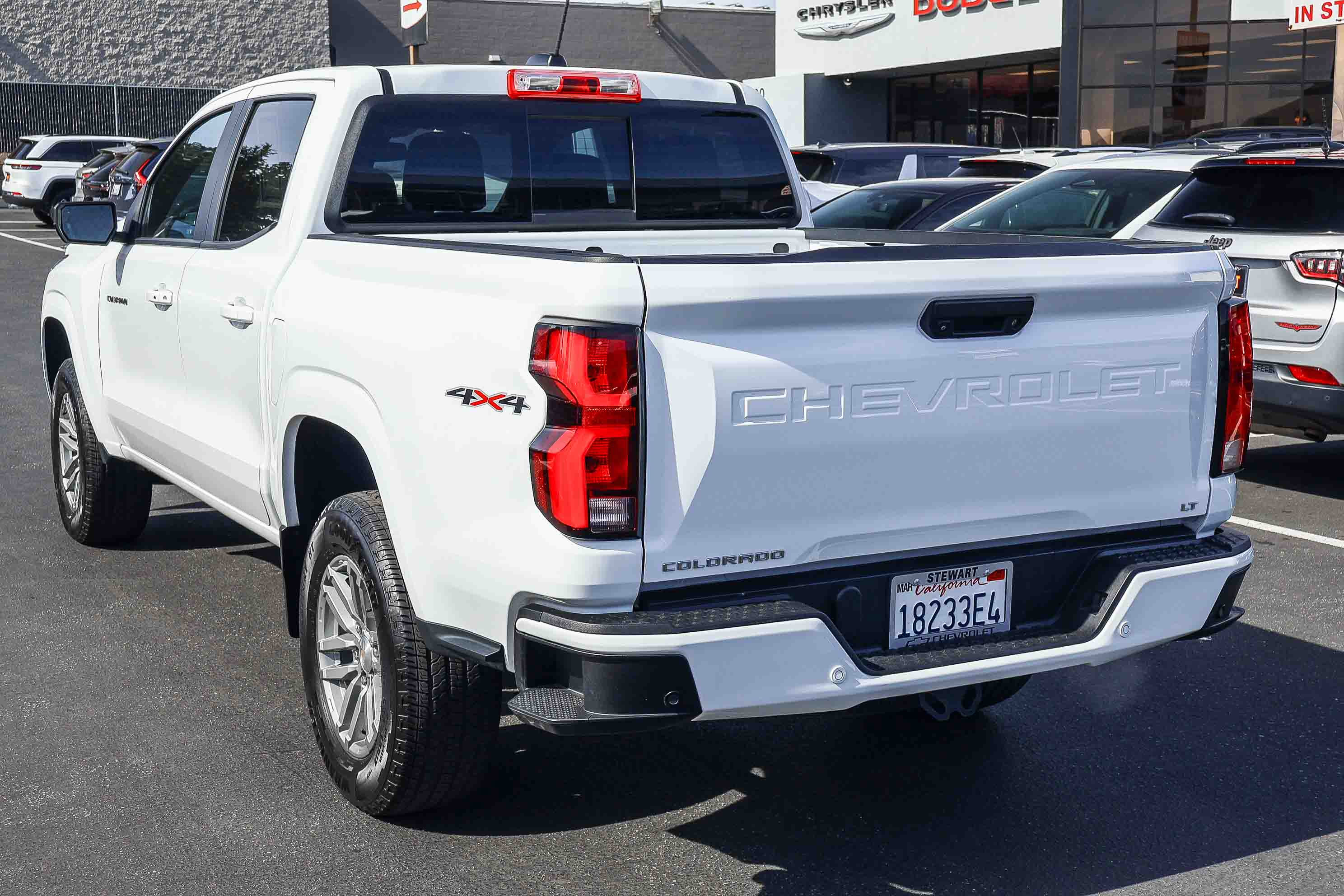 Used 2024 Chevrolet Colorado LT w/ LT Convenience Package III image 23