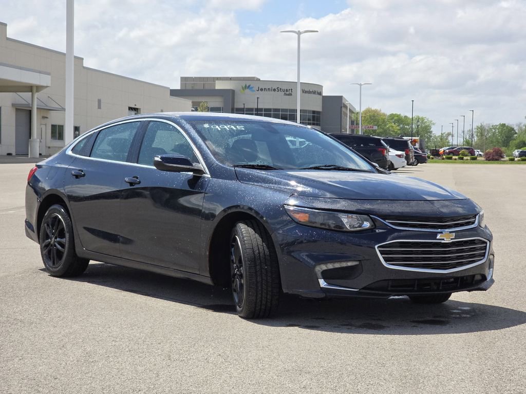 Used 2016 Chevrolet Malibu LT w/ Leather Package FWD image 12