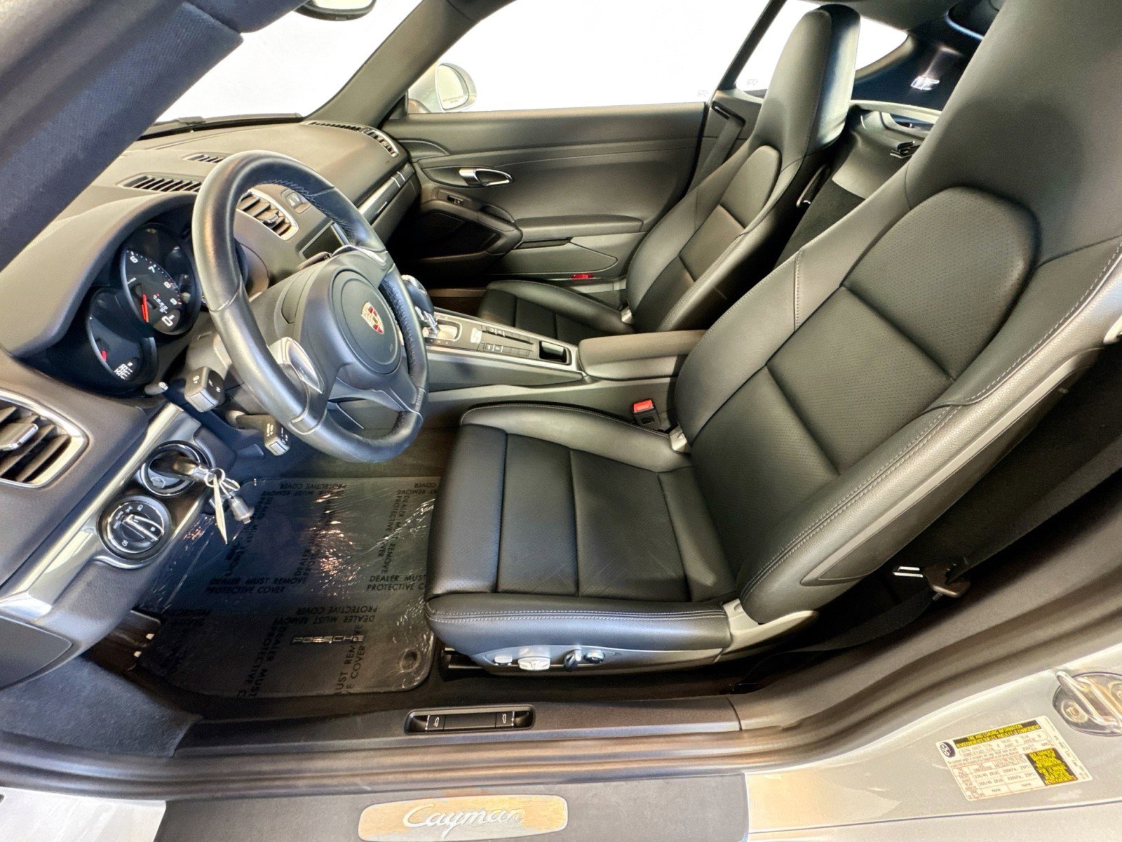 Used 2014 Porsche Cayman RWD image 5