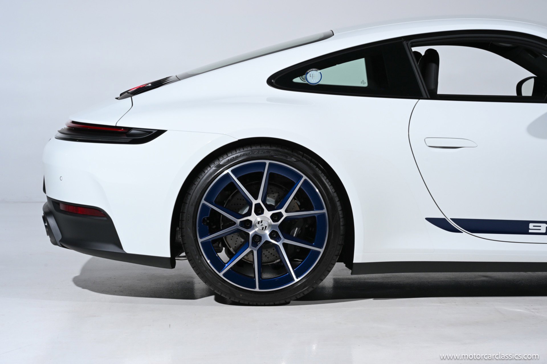 Used 2026 Porsche 911 Carrera T RWD image 13