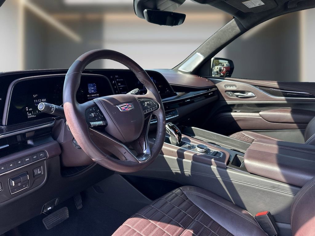 Used 2021 Cadillac Escalade ESV Premium Luxury Platinum w/ Heavy-Duty Trailer Package image 11