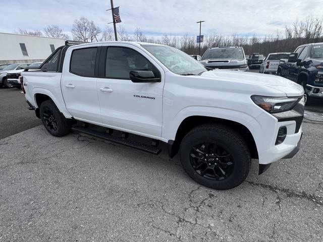 New 2025 Chevrolet Colorado Z71 w/ Midnight Edition image 18