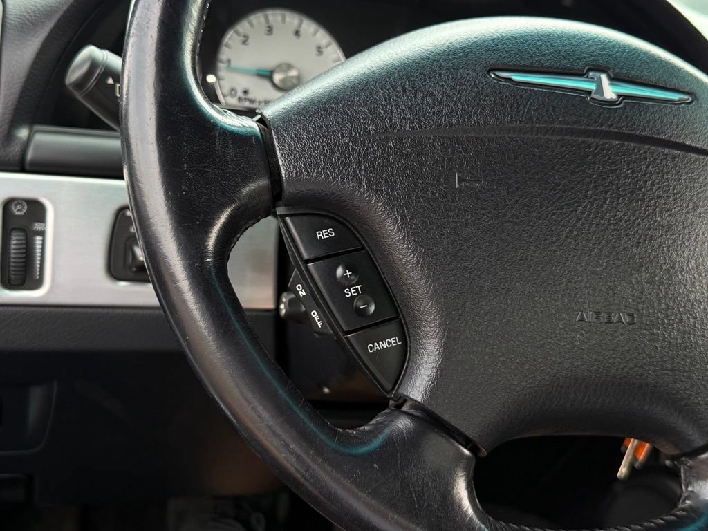Used 2003 Ford Thunderbird RWD image 13