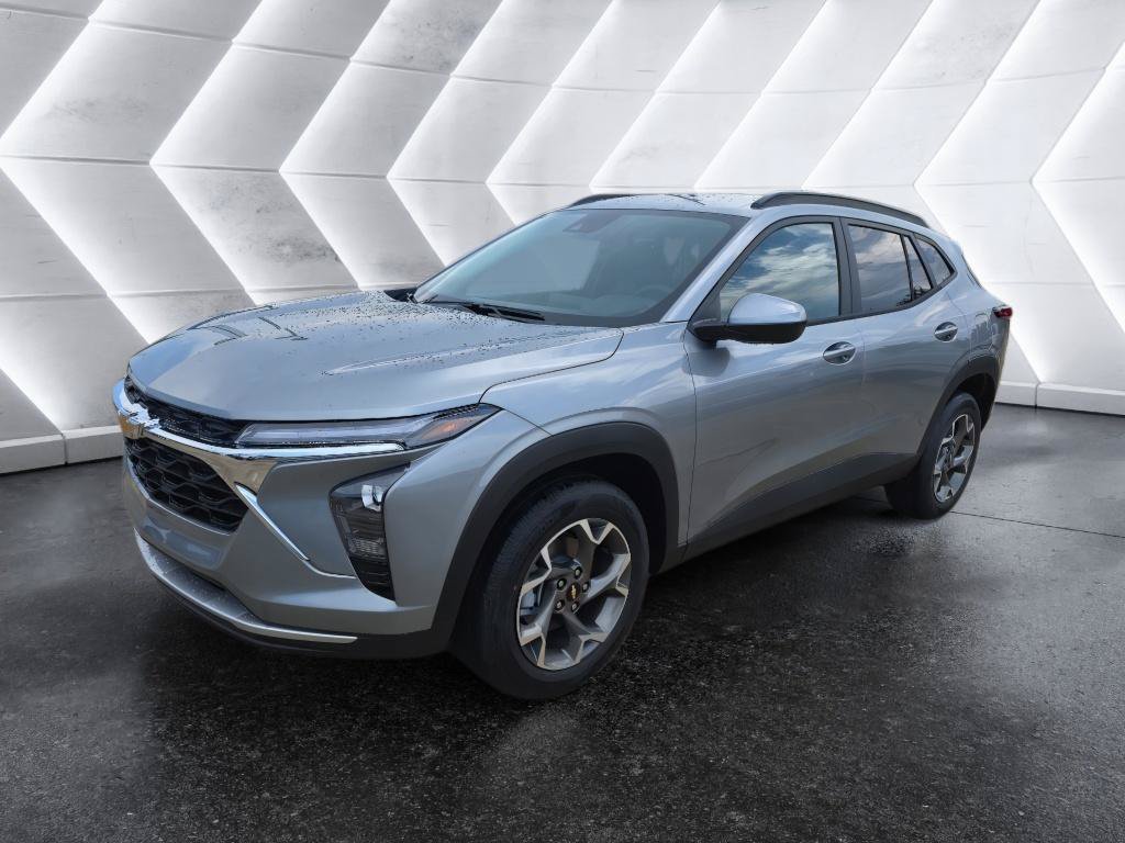 New 2026 Chevrolet Trax LT w/ Driver Confidence Package FWD image 1
