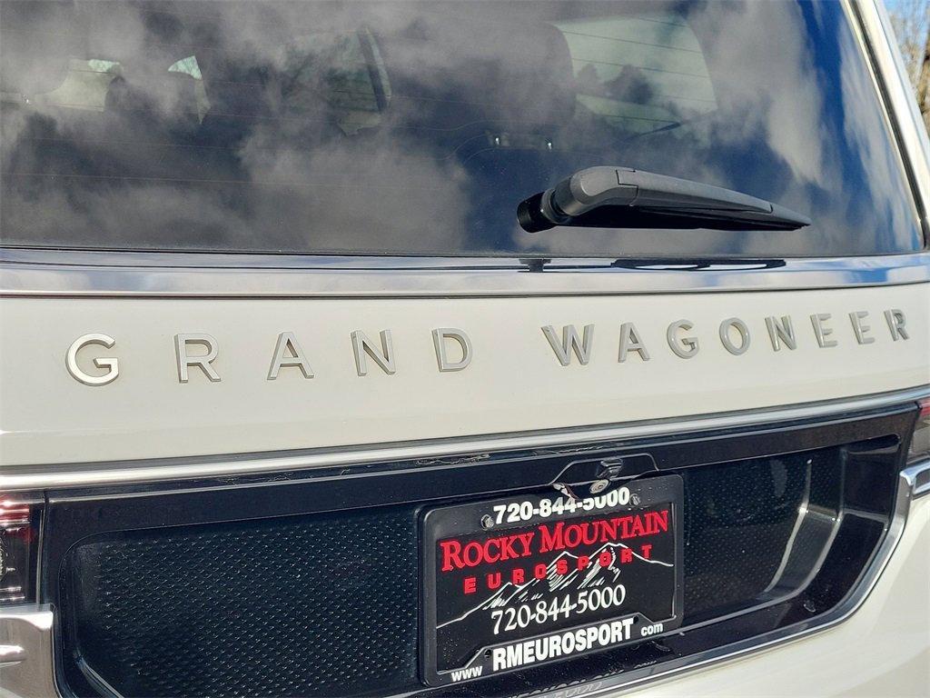 Used 2022 Jeep Grand Wagoneer Series I image 16