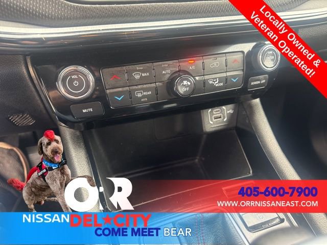 Used 2025 Jeep Compass Trailhawk image 25